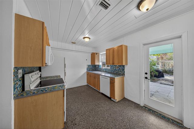 1802 Lauderdale Manor Drive, Fort Lauderdale, FL 33311