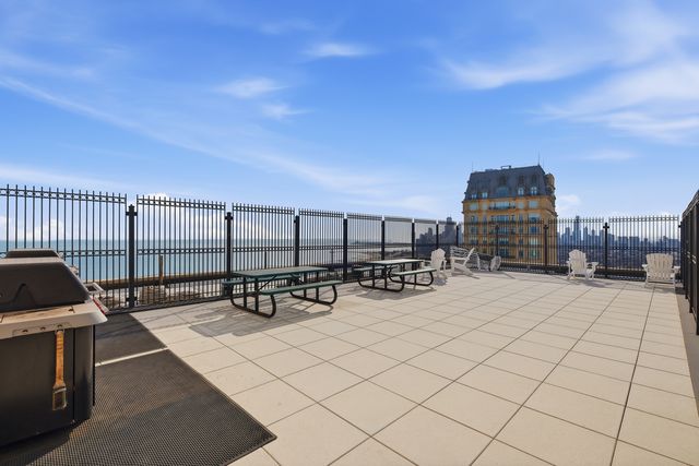 2626 N LAKEVIEW Avenue 3206, Chicago, IL 60614