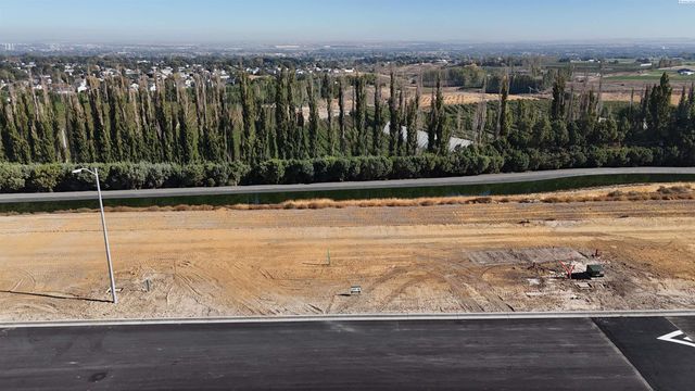 Lot 18 W 56th Ave, Kennewick, WA 99337