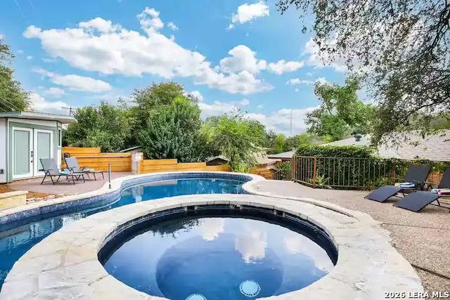 4023 Midvale, San Antonio, TX 78229