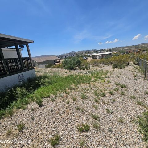 977 N Saddleback Circle, Tombstone, AZ 85638