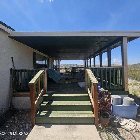 977 N Saddleback Circle, Tombstone, AZ 85638