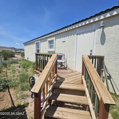 977 N Saddleback Circle, Tombstone, AZ 85638