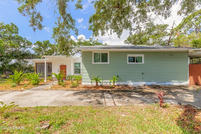 5528 W Bayshore Drive, Port Orange, FL 32127