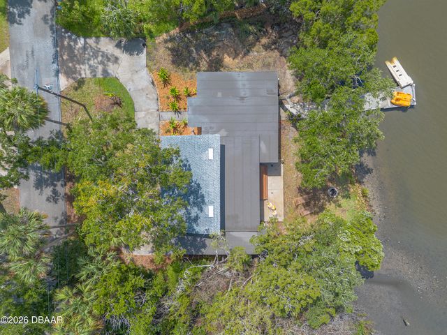 5528 W Bayshore Drive, Port Orange, FL 32127