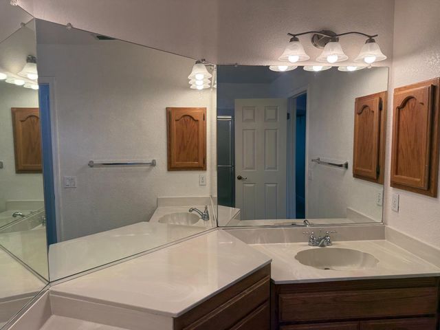 1004 Shasta Ave, Modesto, CA 95358
