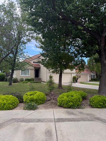 1004 Shasta Ave, Modesto, CA 95358