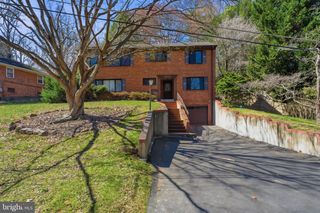 3806 HOWARD ST, Annandale, VA 22003