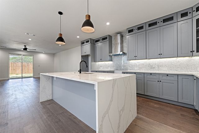 2815 Harston Street 2815, Dallas, TX 75212