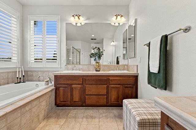 2605 Mariella Dr, Rocklin, CA 95765
