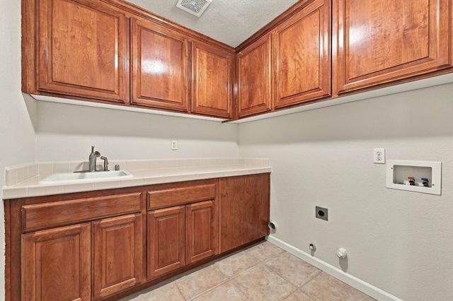 2605 Mariella Dr, Rocklin, CA 95765