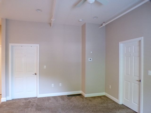 1072 Washington St 3, Weymouth, MA 02189