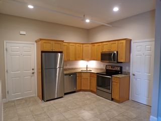 1072 Washington St 3, Weymouth, MA 02189