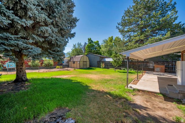 6871 S SPRINGBROOK WAY, Cottonwood Heights, UT 84121