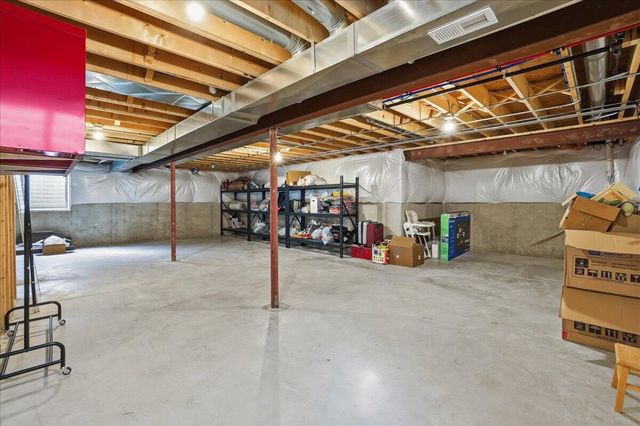 10132 Azalea Drive, Crown Point, IN 46307