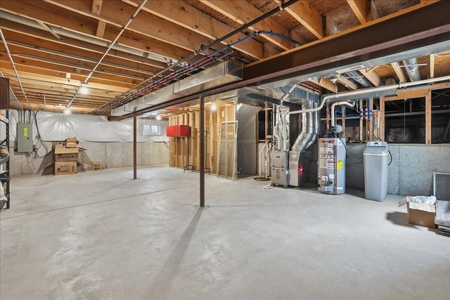 10132 Azalea Drive, Crown Point, IN 46307