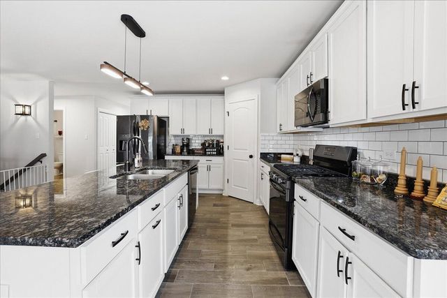 10132 Azalea Drive, Crown Point, IN 46307