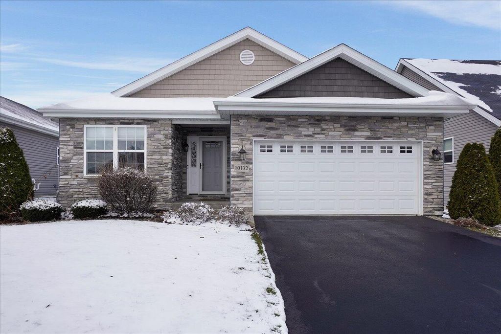 10132 Azalea Drive, Crown Point, IN 46307