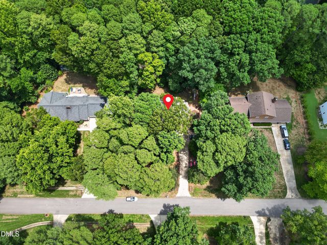 8824 Woodyhill Road, Raleigh, NC 27613