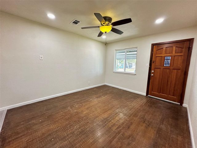 9434 Fairland Drive, Houston, TX 77051