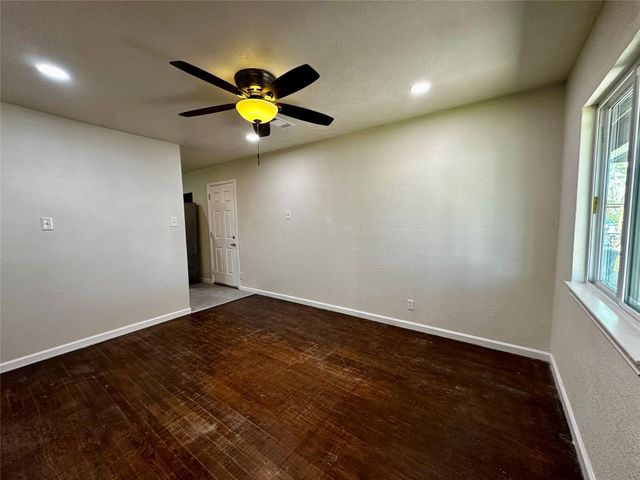 9434 Fairland Drive, Houston, TX 77051