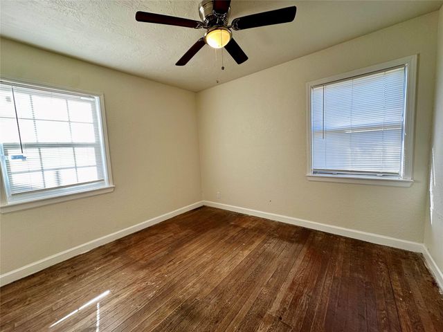 9434 Fairland Drive, Houston, TX 77051