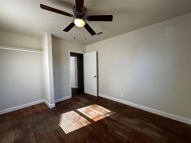 9434 Fairland Drive, Houston, TX 77051