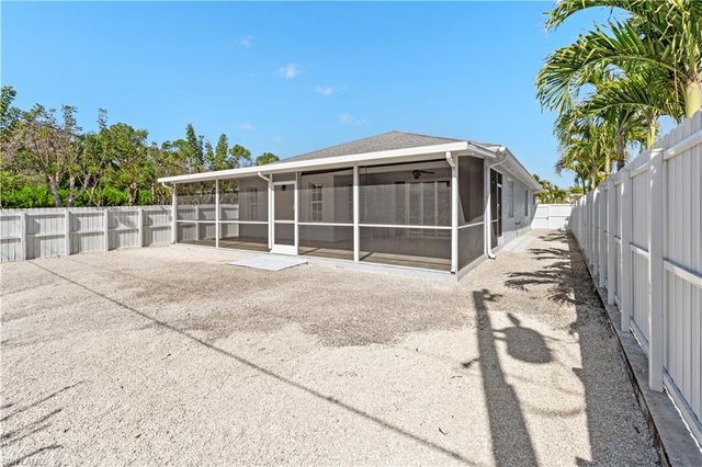 183 7th ST, Naples, FL 34113