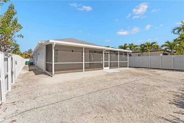 183 7th ST, Naples, FL 34113