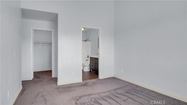 6100 Rugby Ave 313, Huntington Park, CA 90255
