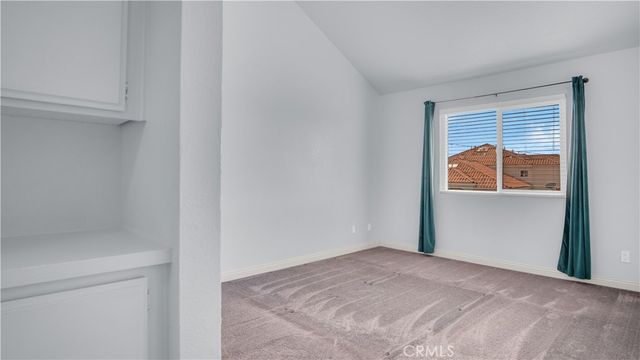 6100 Rugby Ave 313, Huntington Park, CA 90255