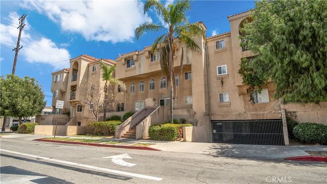 6100 Rugby Ave 313, Huntington Park, CA 90255
