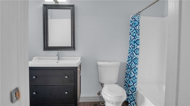 6100 Rugby Ave 313, Huntington Park, CA 90255