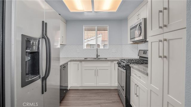 6100 Rugby Ave 313, Huntington Park, CA 90255