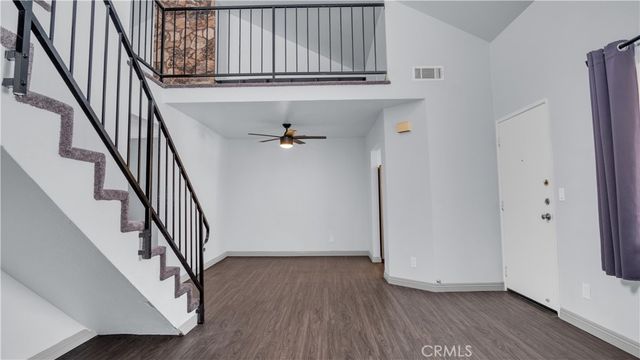 6100 Rugby Ave 313, Huntington Park, CA 90255