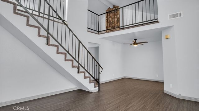 6100 Rugby Ave 313, Huntington Park, CA 90255