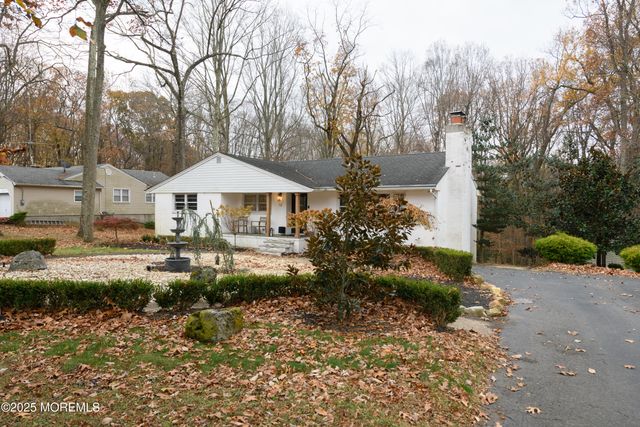 12 Collier Lane, Morganville, NJ 07751