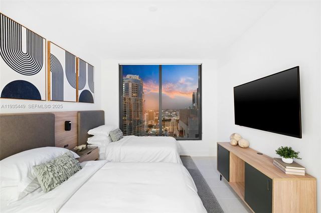 159 NE 6th St 4415, Miami, FL 33132