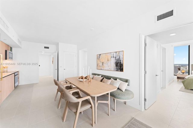 159 NE 6th St 4415, Miami, FL 33132