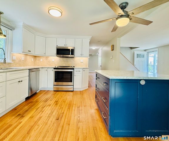 5 Michael Street, Norwalk, CT 06854