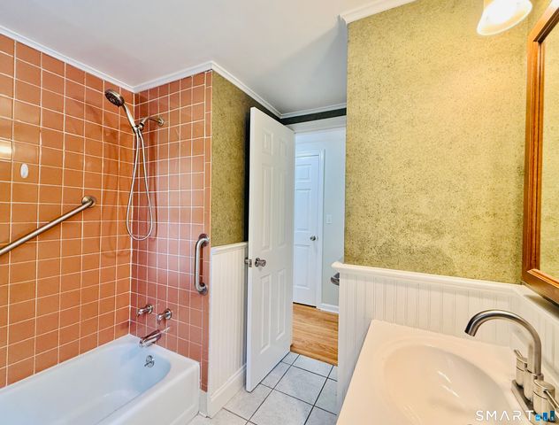 5 Michael Street, Norwalk, CT 06854