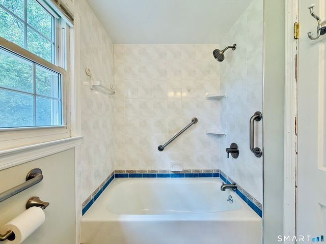 5 Michael Street, Norwalk, CT 06854