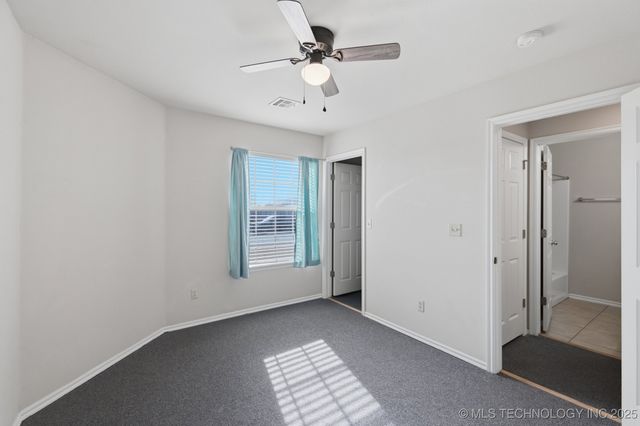 3402 Stonewall Drive, Bartlesville, OK 74006