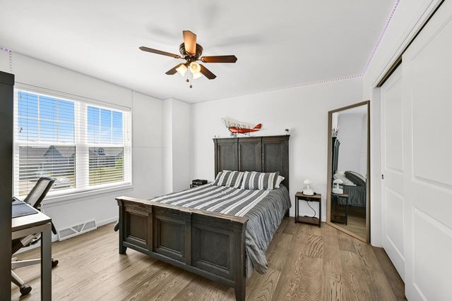 8735 S Bell Meadow COURT, Franklin, WI 53132