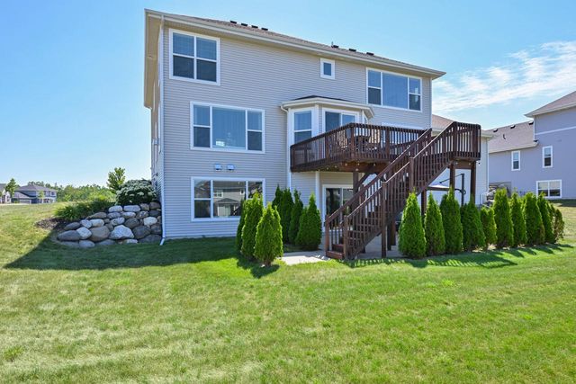 8735 S Bell Meadow COURT, Franklin, WI 53132