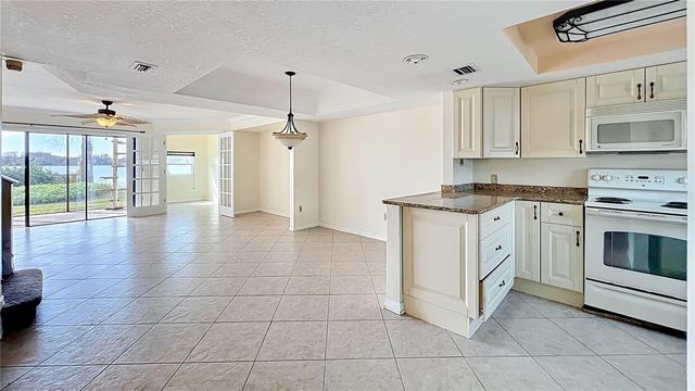630 KILLARNEY BAY COURT 3, Winter Park, FL 32789