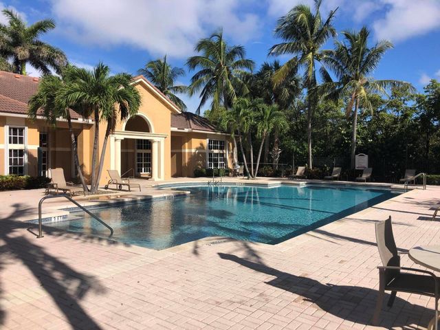 300 Scotia Drive 105, Hypoluxo, FL 33462