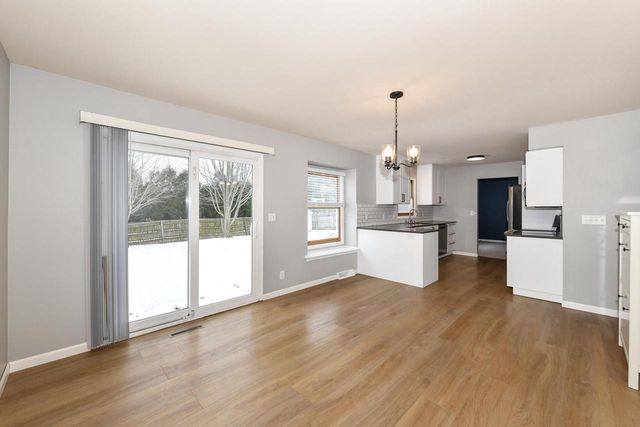 10600 S Shepard AVENUE, Oak Creek, WI 53154