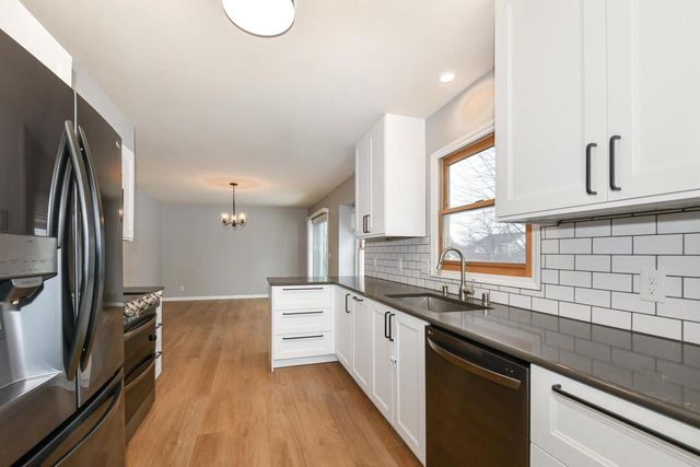 10600 S Shepard AVENUE, Oak Creek, WI 53154