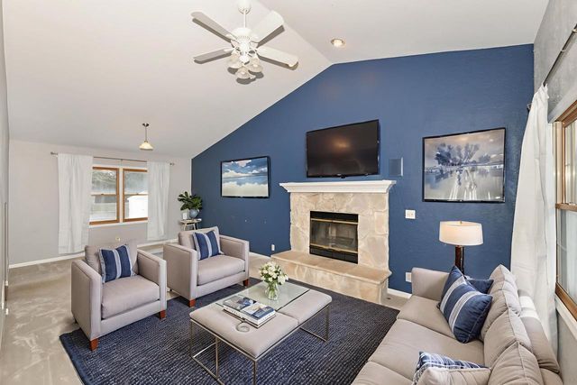 10600 S Shepard AVENUE, Oak Creek, WI 53154